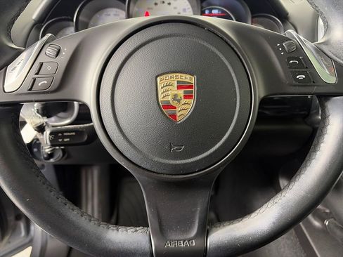 Used 2013 Porsche Cayenne image 16