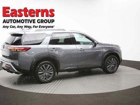 Used 2023 Nissan Pathfinder SL w/ SL Premium Package AWD/4WD image 44