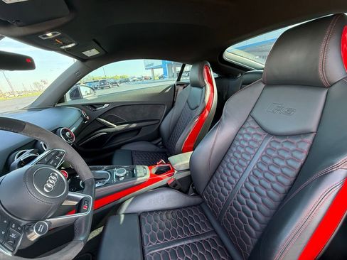 Used 2019 Audi TT RS w/ Technology Package image 16