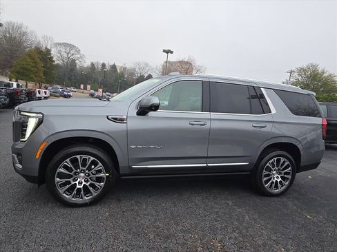 New 2026 GMC Yukon Denali w/ Sun & Power Step Package image 18