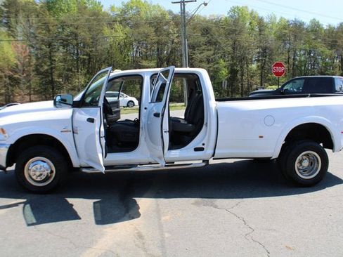 Used 2014 RAM 3500 Tradesman w/ Chrome Appearance Group image 13