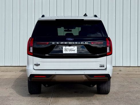 New 2025 Ford Expedition Max King Ranch image 4