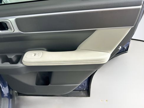 Used 2026 Hyundai Santa Fe SEL FWD image 30