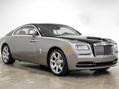 Used 2016 Rolls-Royce Wraith RWD image 6