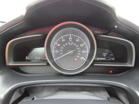 Used 2018 MAZDA MAZDA3 Sport image 14