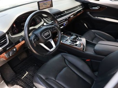 Used 2018 Audi Q7 3.0T Prestige w/ Prestige Package AWD/4WD image 6