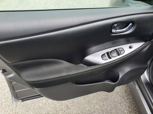 Certified 2025 Nissan Leaf S FWD image 15