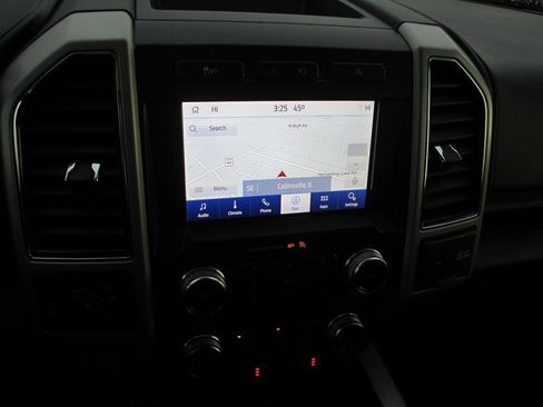 Used 2019 Ford F150 Lariat w/ Equipment Group 502A Luxury image 29