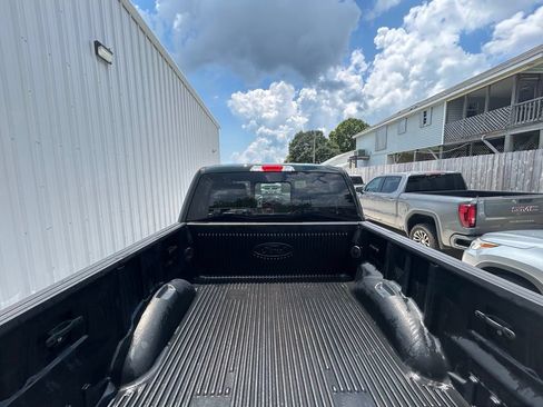 Used 2016 Ford F150 Lariat w/ Equipment Group 502A Luxury AWD/4WD image 29
