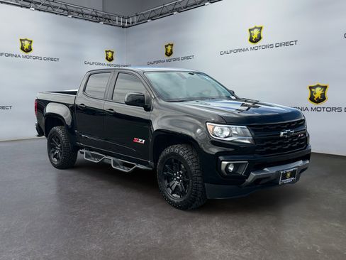 Used 2021 Chevrolet Colorado Z71 w/ Z71 Midnight Edition image 7