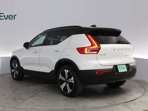 Used 2023 Volvo XC40 Recharge Plus AWD/4WD image 17