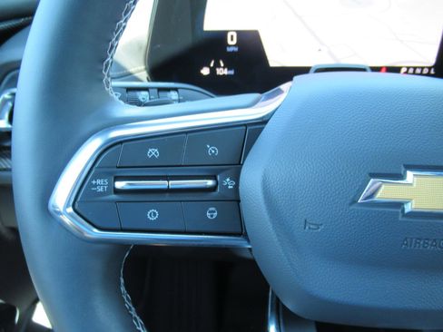 Used 2025 Chevrolet Traverse High Country FWD image 23
