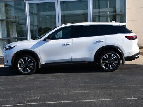 Certified 2026 INFINITI QX60 Pure w/ Cargo Package FWD image 11
