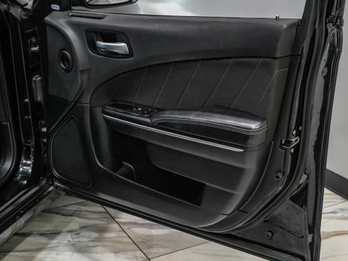 Used 2017 Dodge Charger R/T RWD image 43