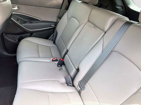 Used 2017 Hyundai Santa Fe Sport FWD image 13