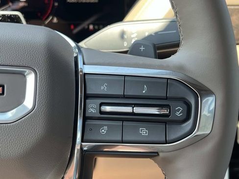 New 2026 GMC Yukon Denali w/ Advanced Technology Package AWD/4WD image 28