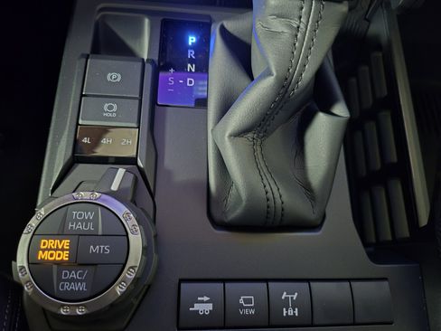 New 2026 Toyota 4Runner 4WD image 37