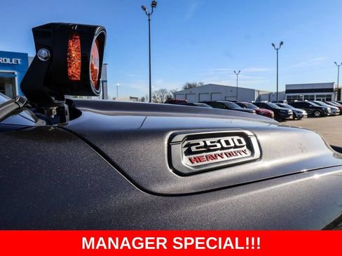 New 2025 RAM 2500 Big Horn AWD/4WD image 17