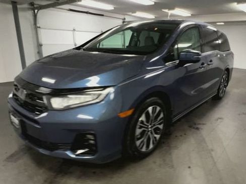 Used 2025 Honda Odyssey Elite image 4