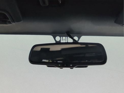 Certified 2018 Jeep Wrangler Unlimited Sahara image 21