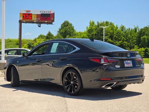 Used 2023 Lexus ES 350 F Sport w/ Accessory Package (Z2) FWD image 10