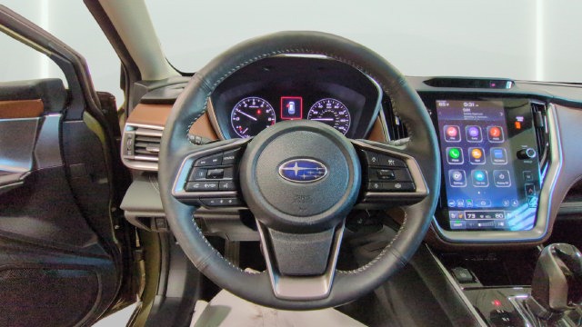 Used 2024 Subaru Outback Touring AWD/4WD image 23