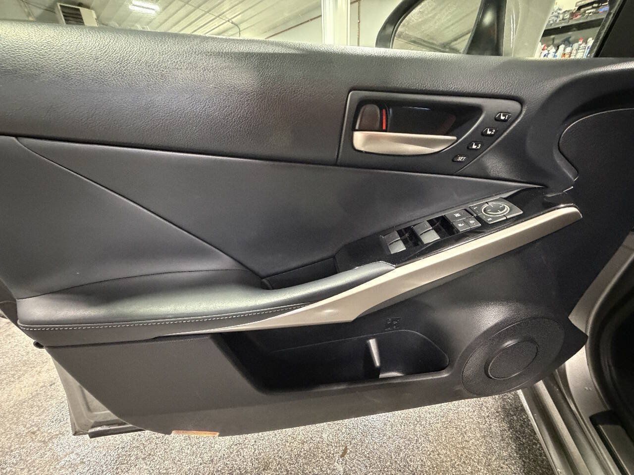 Used 2019 Lexus IS 300 AWD w/ Premium Package image 10