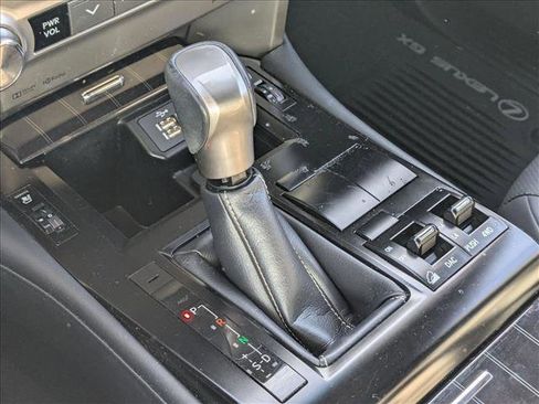 Used 2021 Lexus GX 460 Premium image 12