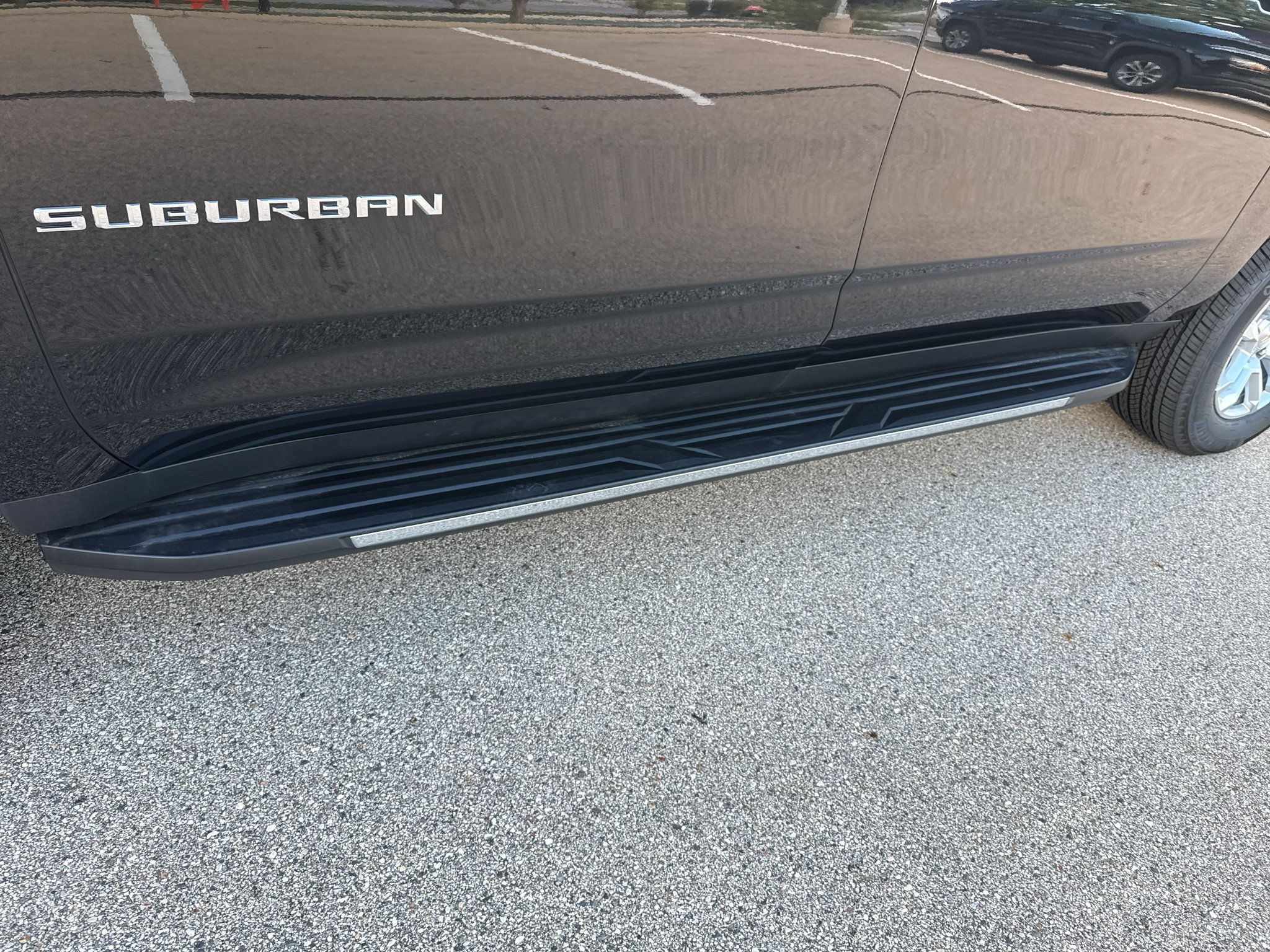 New 2026 Chevrolet Suburban LS w/ Max Trailering Package AWD/4WD image 8