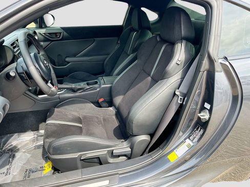 Used 2025 Toyota GR86 Premium RWD image 20