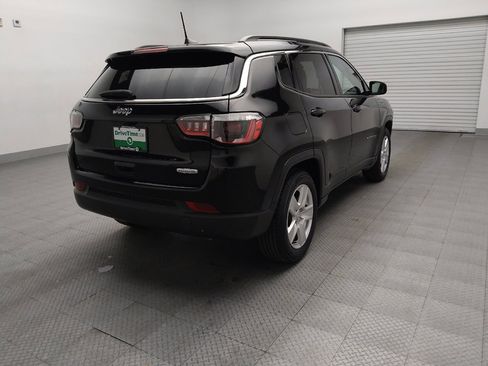 Used 2022 Jeep Compass Latitude image 9