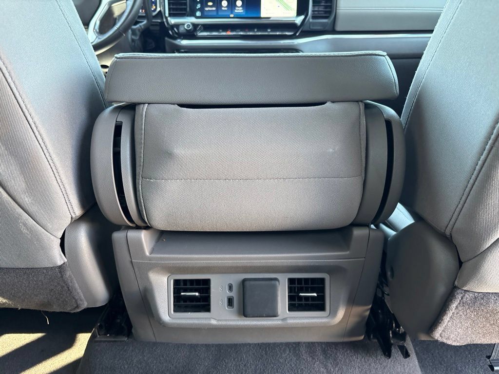 Used 2025 Chevrolet Silverado 1500 LT AWD/4WD image 24