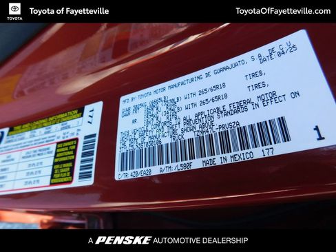 Used 2025 Toyota Tacoma TRD Sport image 12