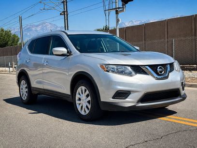 Used 2015 Nissan Rogue S w/ S Family Package