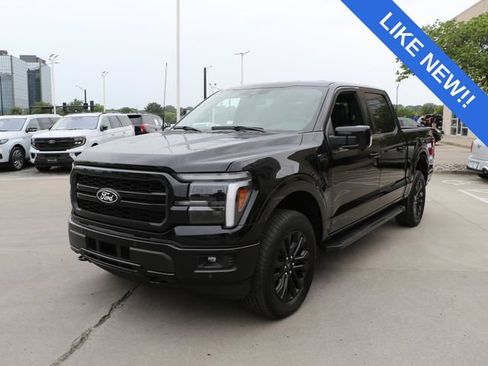 Used 2025 Ford F150 Lariat w/ Equipment Group 501A Mid AWD/4WD image 3