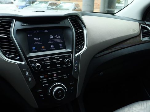 Used 2017 Hyundai Santa Fe Sport image 43