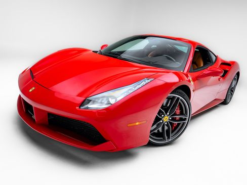 Used 2018 Ferrari 488 GTB image 20
