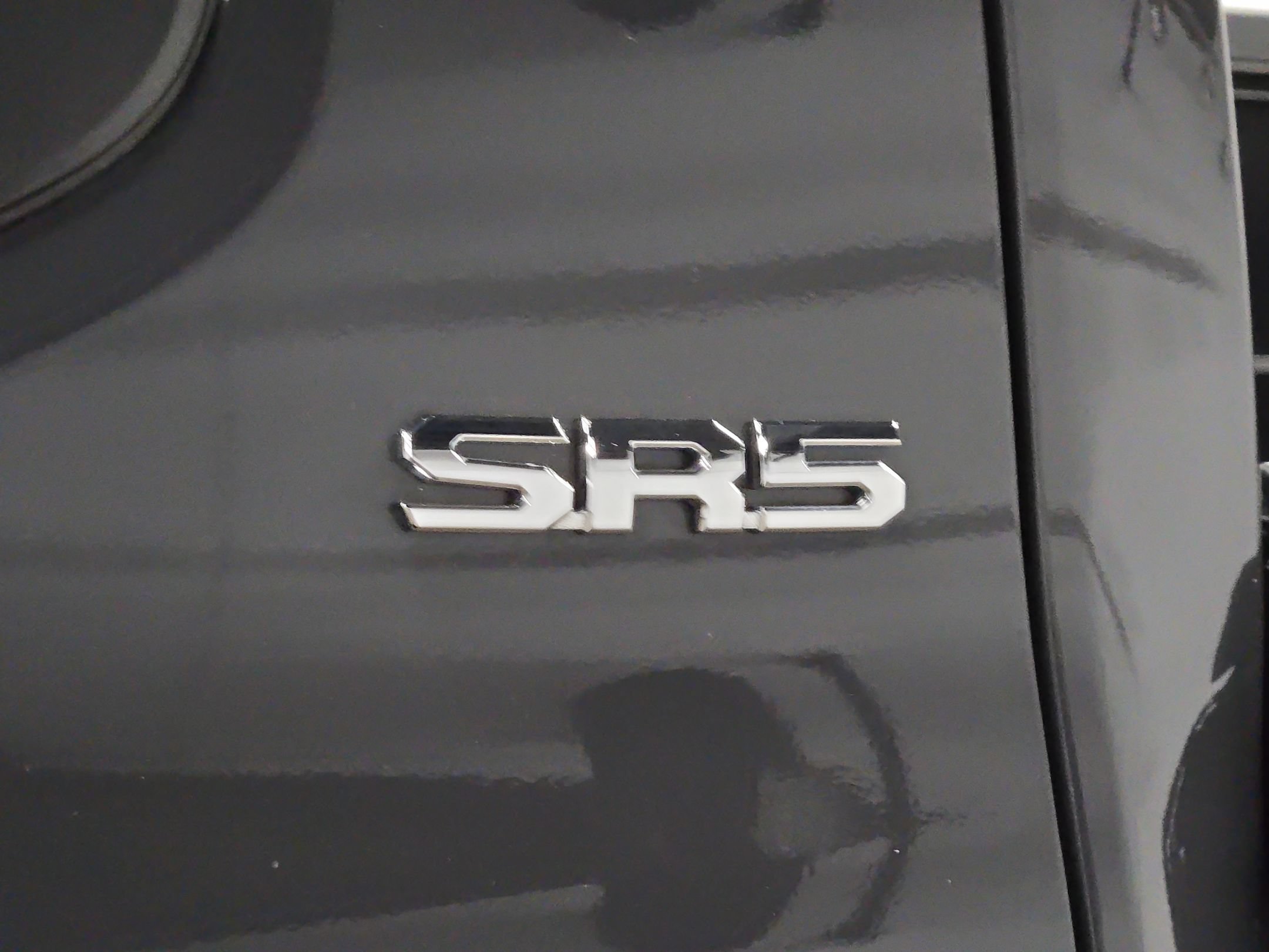 Certified 2025 Toyota Tacoma SR5 AWD/4WD image 36