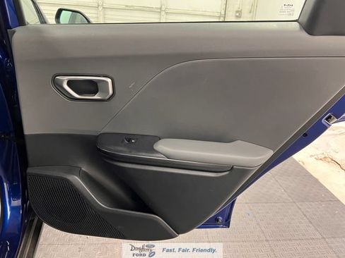 Used 2025 Kia K4 FWD image 31