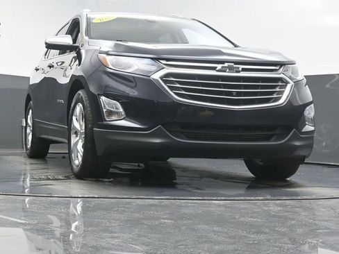Used 2020 Chevrolet Equinox Premier image 3