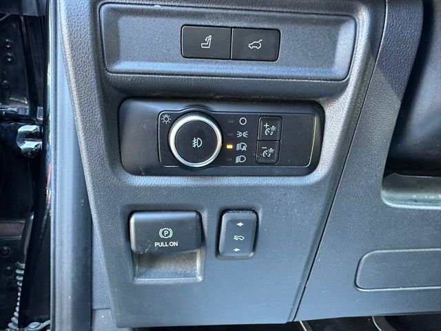 Used 2024 Ford Expedition Limited AWD/4WD image 34