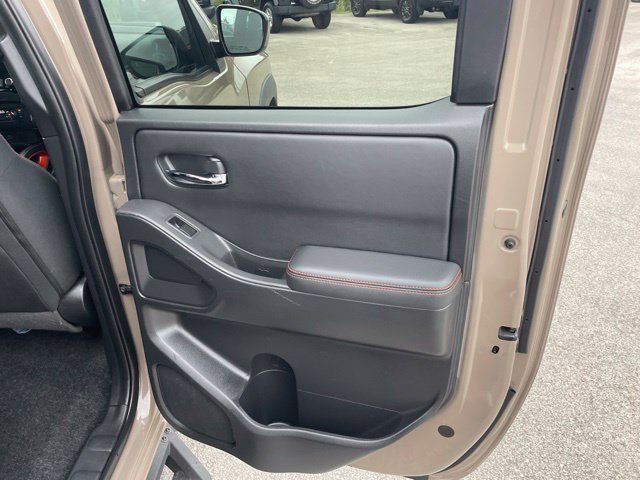 Used 2022 Nissan Frontier Pro-X RWD image 43