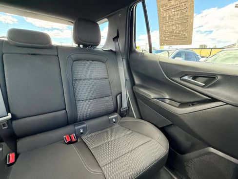 Used 2025 Chevrolet Equinox LT AWD/4WD image 36