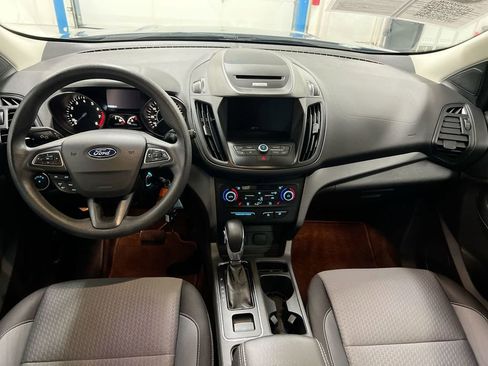 Used 2018 Ford Escape SE w/ SE Sync 3 Package AWD/4WD image 10