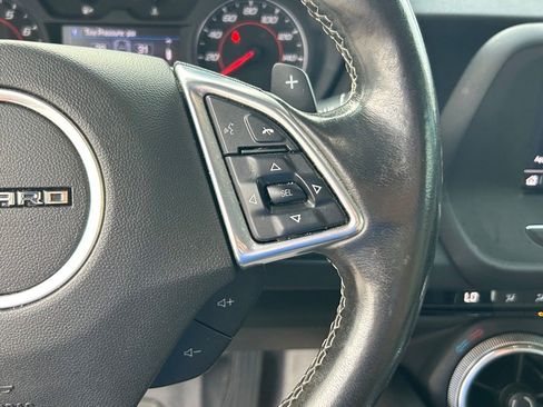 Used 2022 Chevrolet Camaro LT RWD image 34