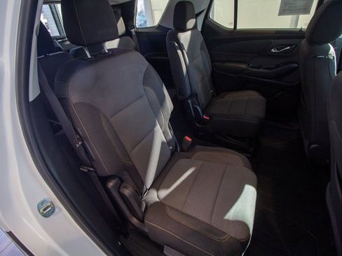Certified 2019 Chevrolet Traverse LT image 18