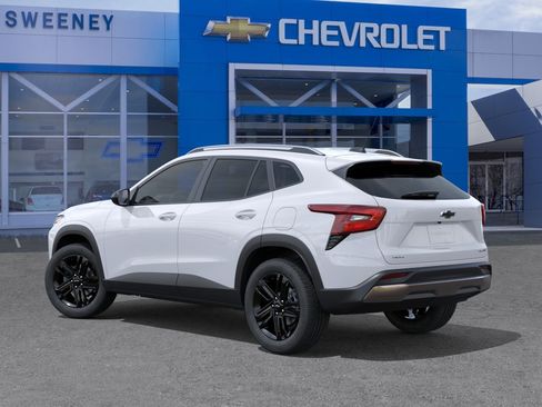 New 2026 Chevrolet Trax ACTIV w/ Sunroof Package image 3