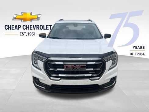Used 2022 GMC Terrain AT4 w/ Tech Package AWD/4WD image 2