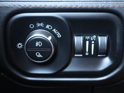 Used 2019 RAM 1500 Limited AWD/4WD image 29