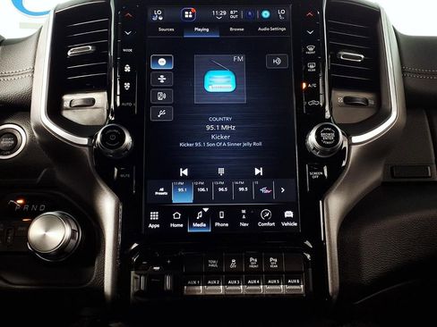 Used 2024 RAM 2500 Laramie w/ Night Edition AWD/4WD image 24